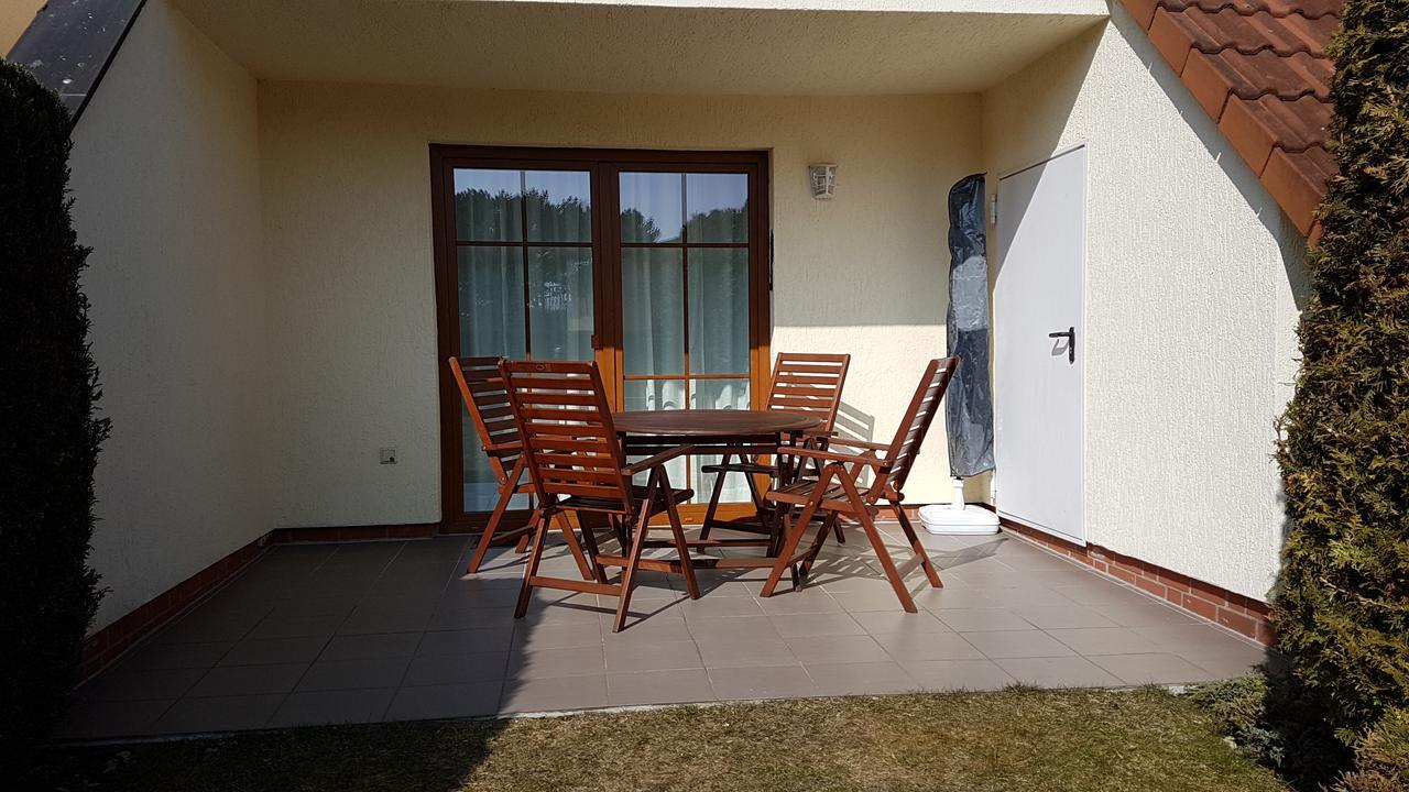 Ferienwohnung Gartentraum Mit Tollem Rasengarten Karlshagen Exterior foto